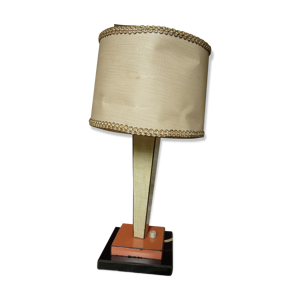 Lampe de table en formica