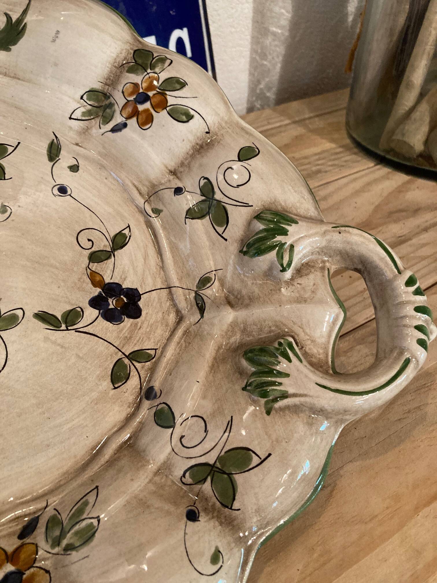 Soupière ovale et plat "Capodimonte", Italie