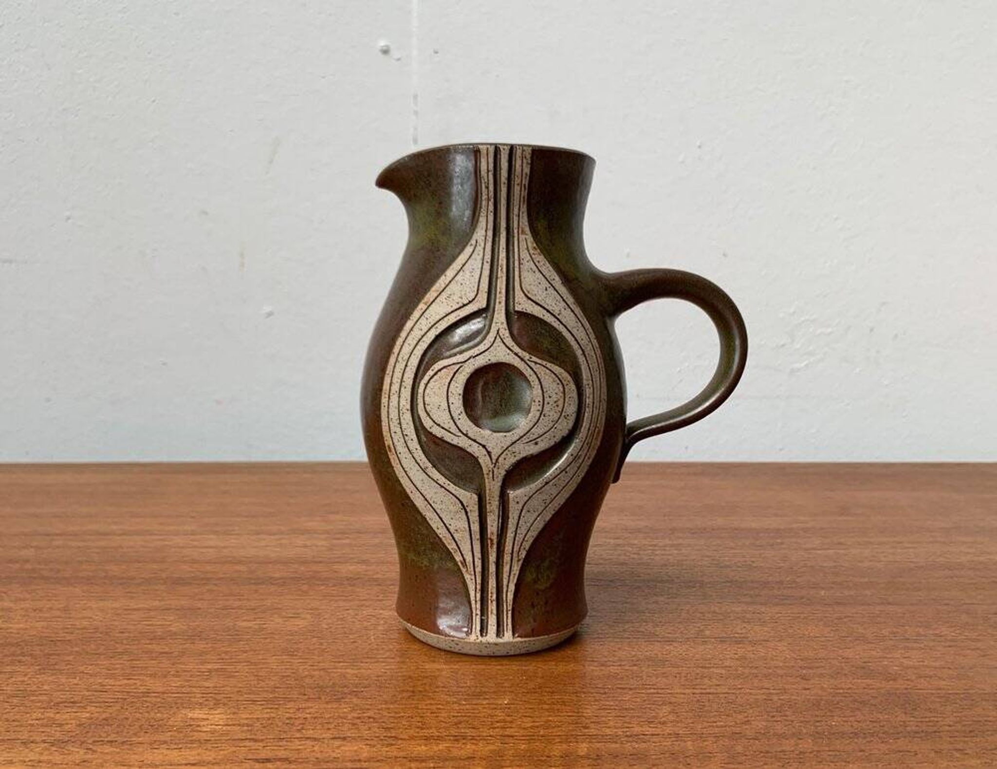 A studio pottery jug from the mid-century by Marianne Stark for Michael Andersen, Bornholm, 1960s.