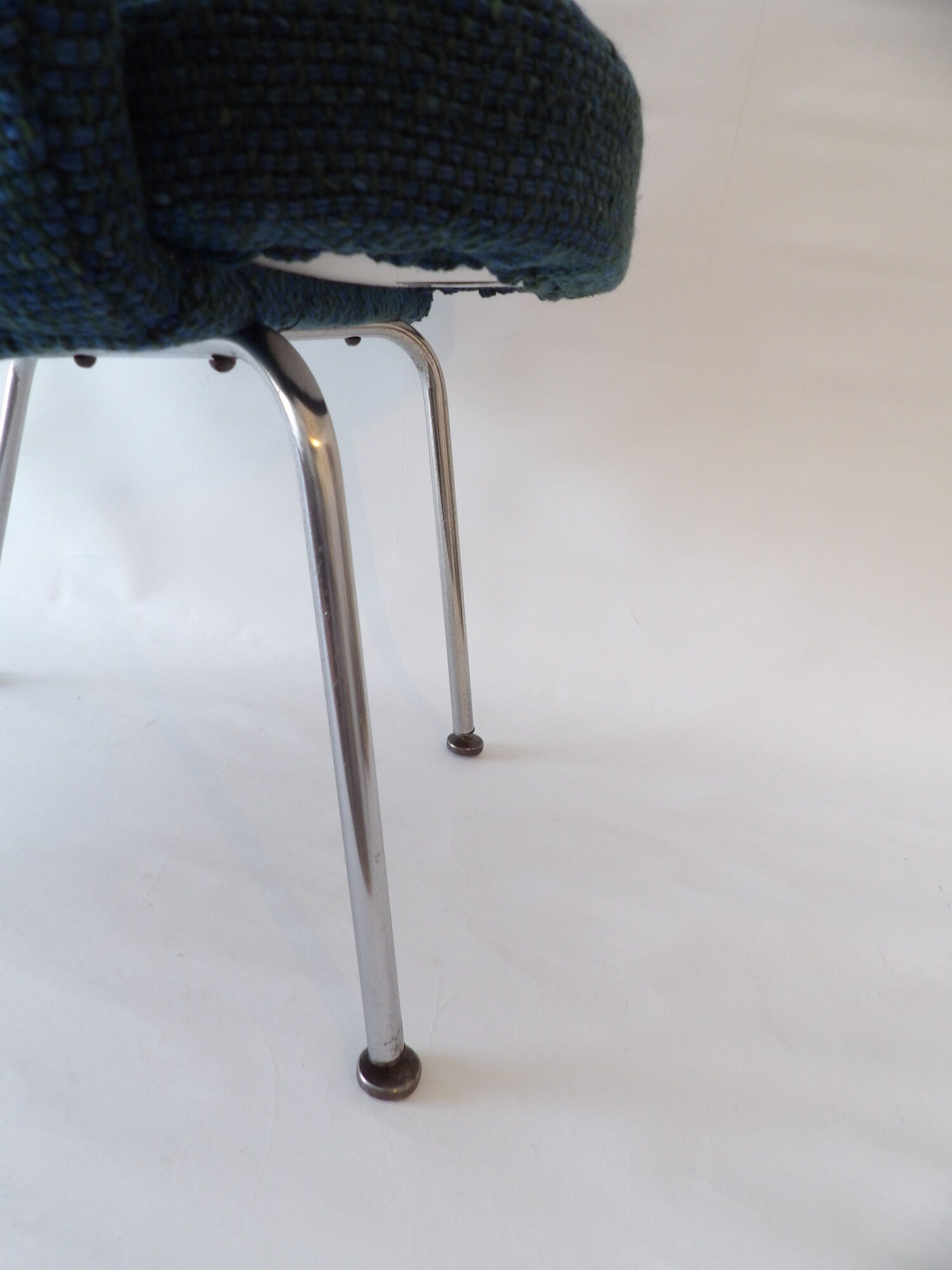 Vintage and original Saarinen executive chair for Knoll / De Coene circa 1958