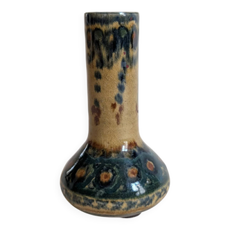 Ceramic vase