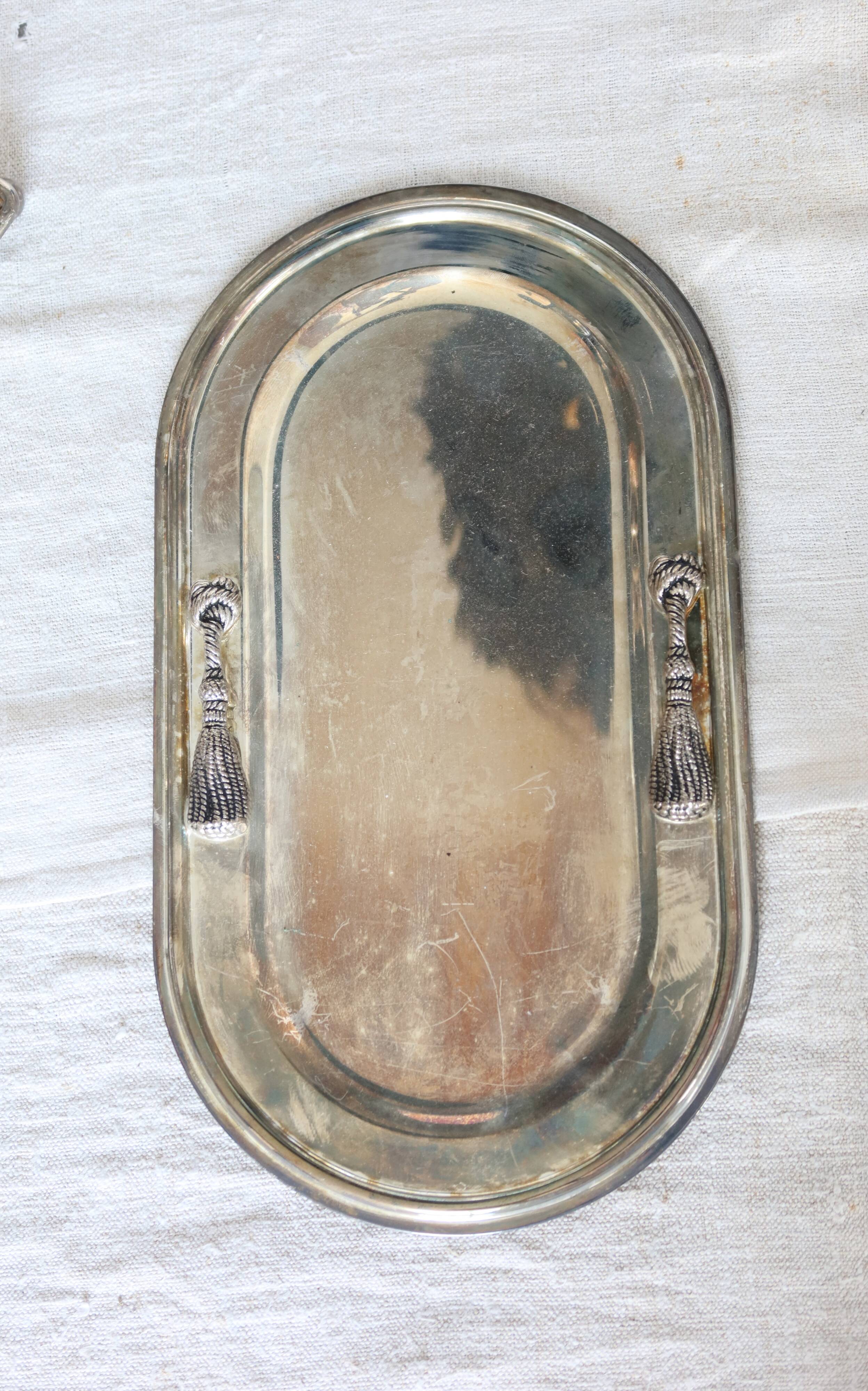 Large vintage silver metal toast rack - Curtain bow detail