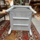 Table d’appoint grise