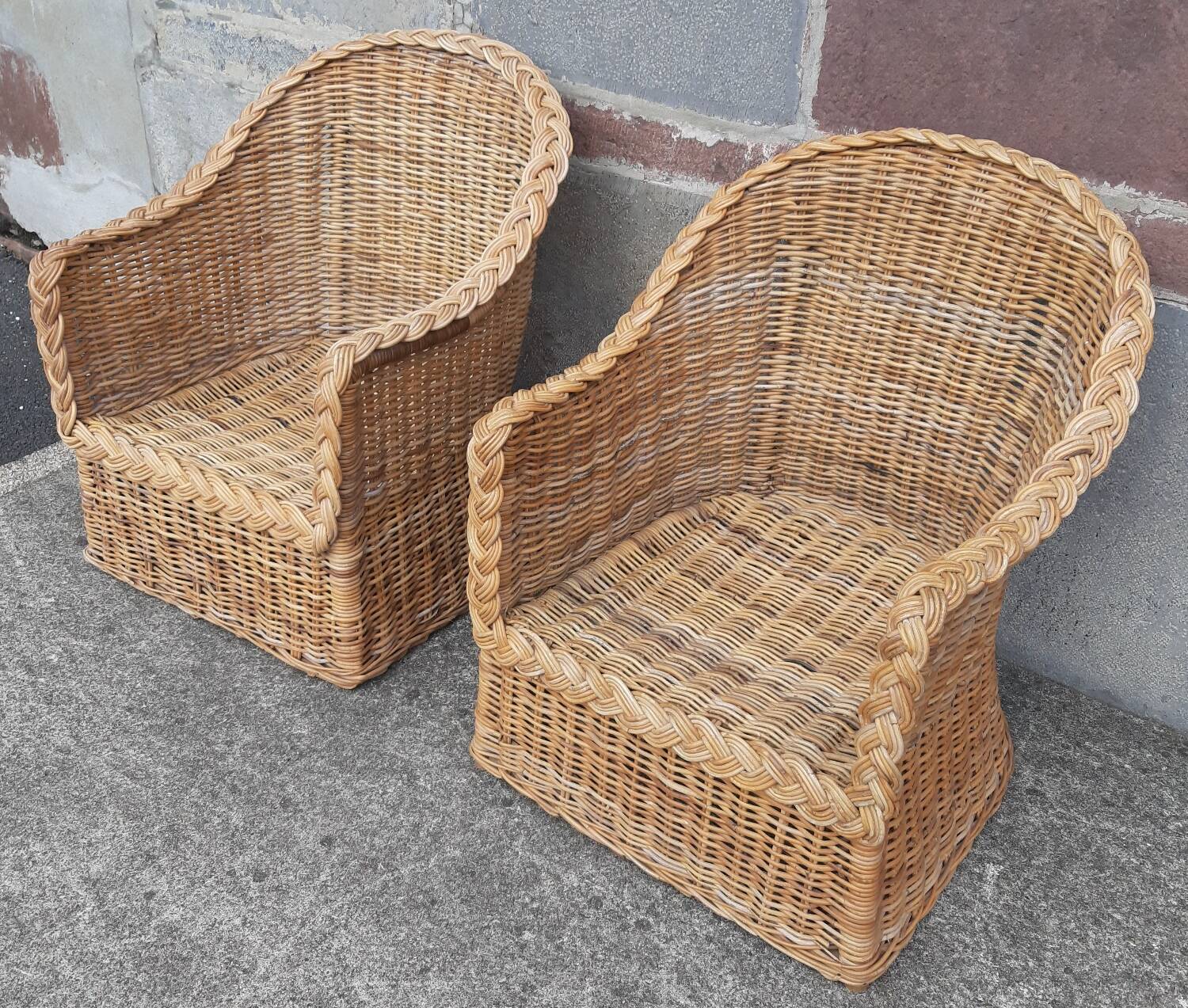 Pair of wicker and rattan armchairs.