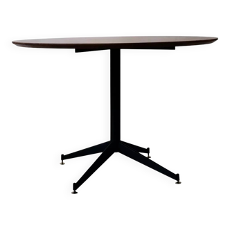 Vintage design round table, Italy, circa 1950.