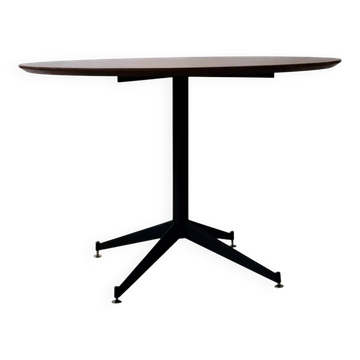 Vintage design round table, Italy, circa 1950.