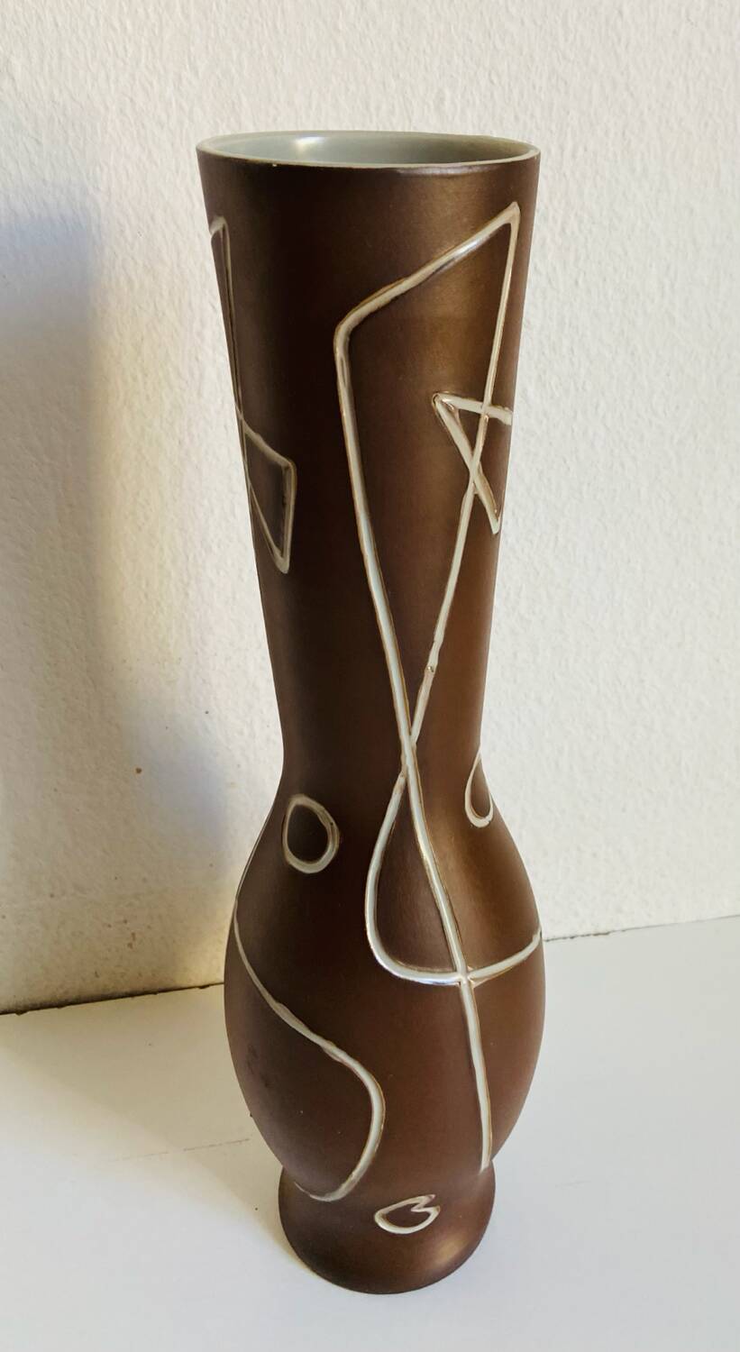 Elchinger ceramic vase