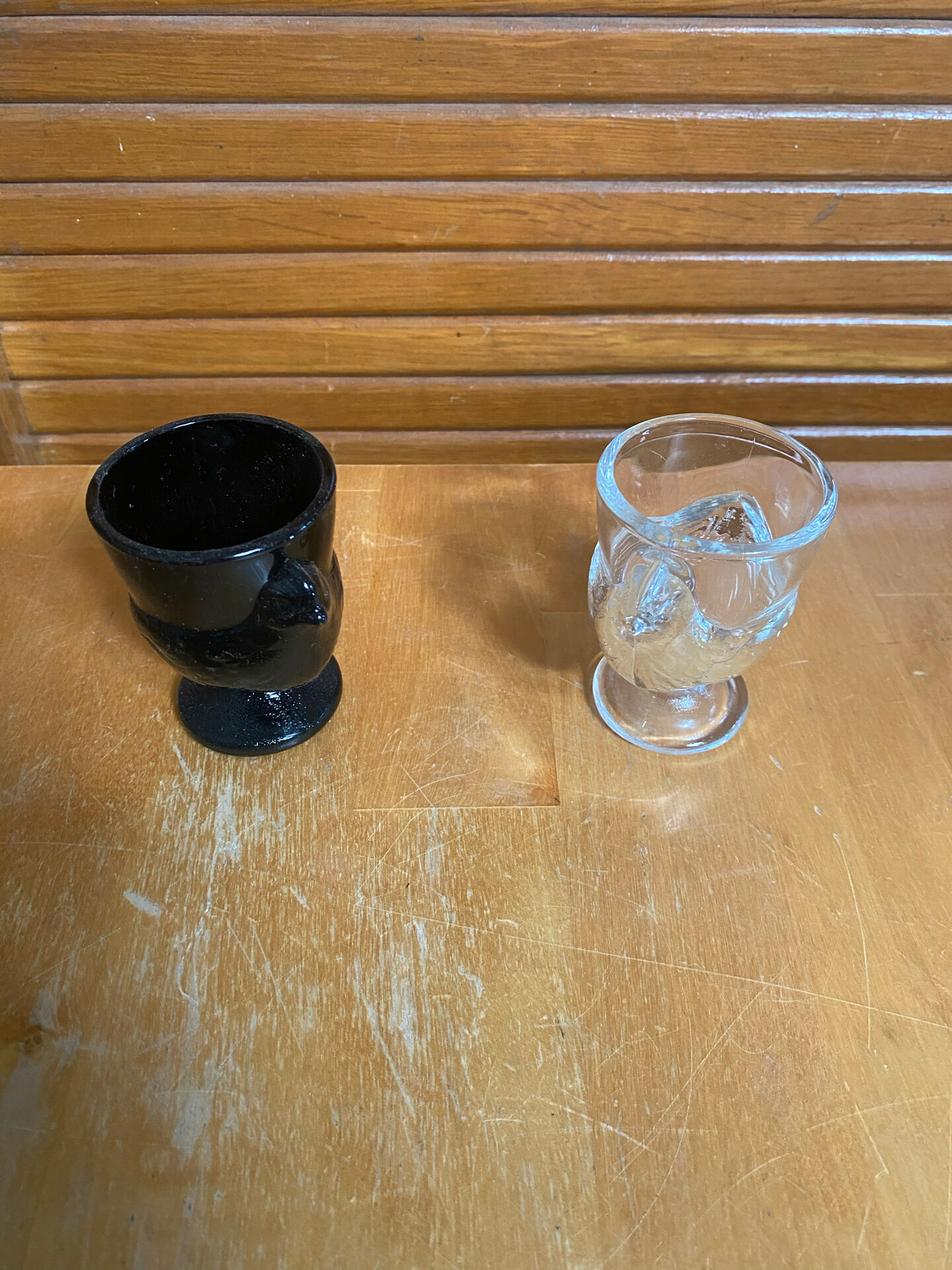 Pair of Antique Egg Cups in Black Opaline and Vintage Moulded Glass