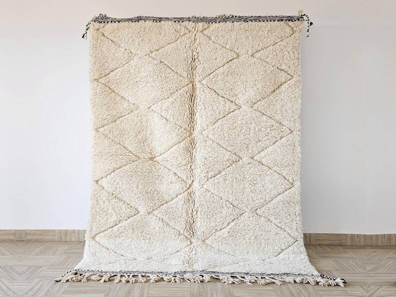 Beni Ourain rug in pure wool, handmade, traditional, 1.5/2.5 m.