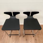 Tabourets de bar modernes noirs et chromés de casamania, set de 2