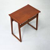 Petite table d'appoint en teck, années 1960