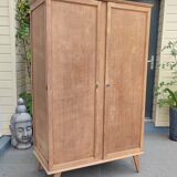 Vintage wardrobe cabinet year 70 feet Compass