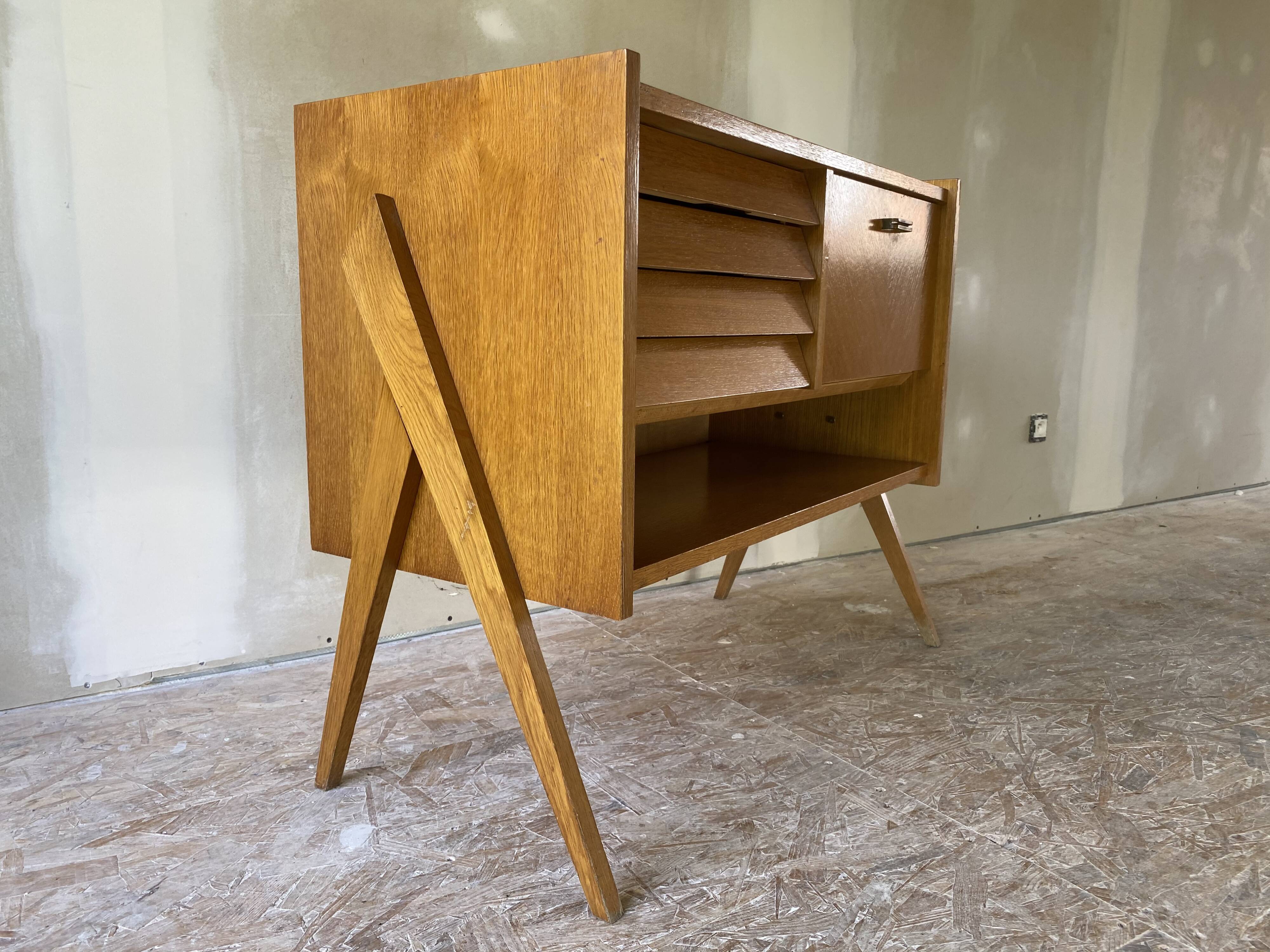 Enfilade foot compass