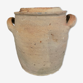 Ancient terracotta pot