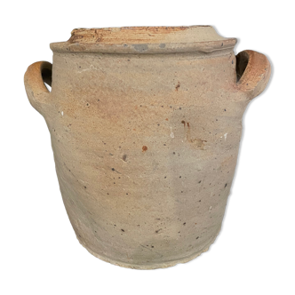 Ancient terracotta pot