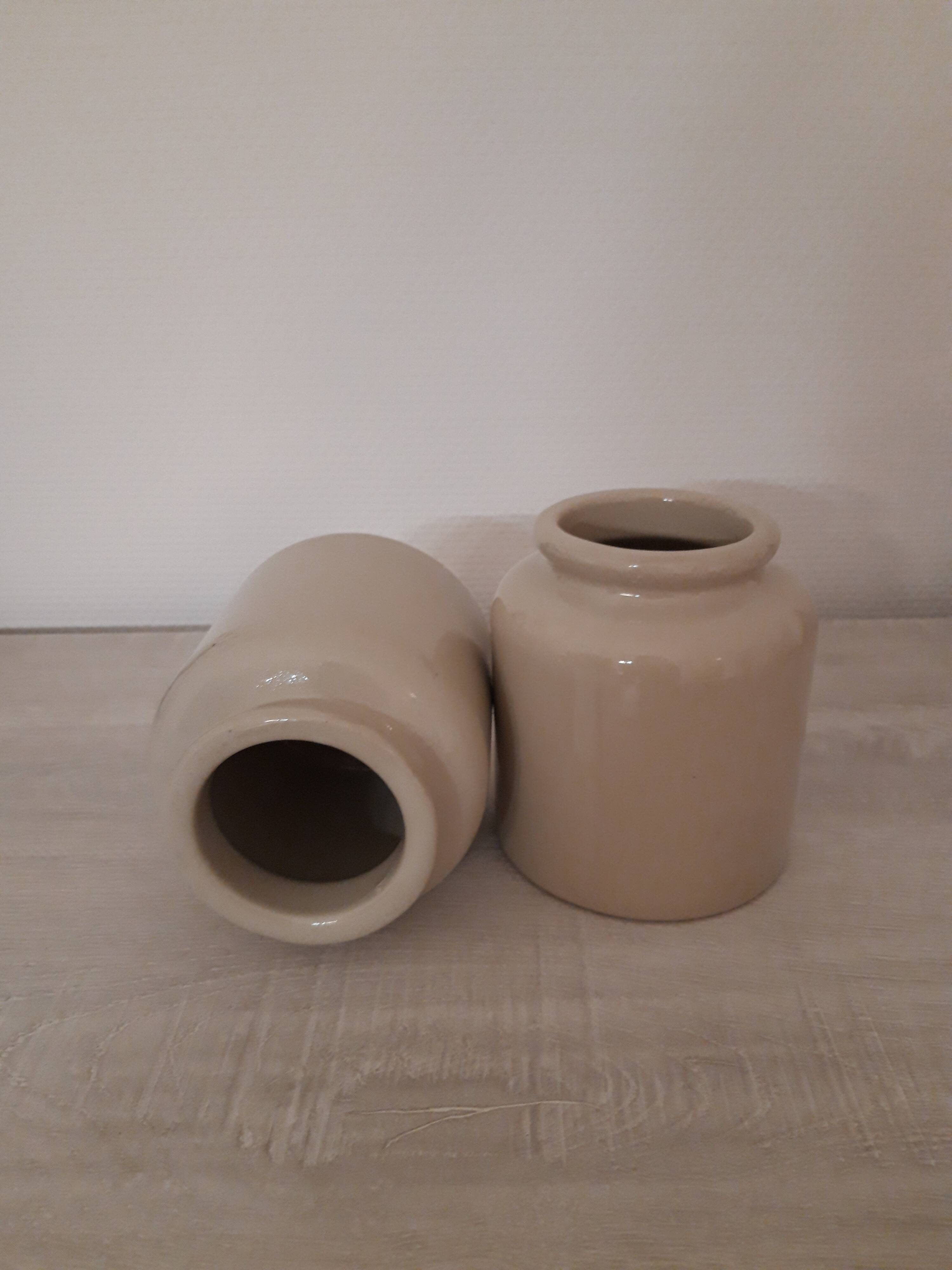 Lot de 2 pots en grès émaillé