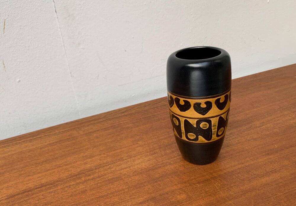 West German pottery vase from the mid-century by WGP of Dümler & Breiden, 1960s.