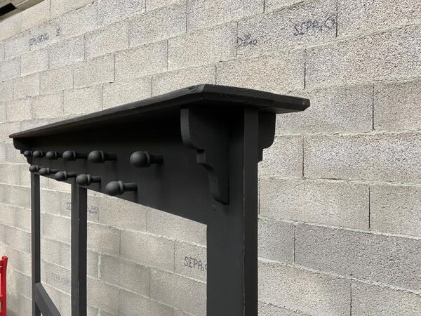 Vestiaire de restaurant en bois vintage