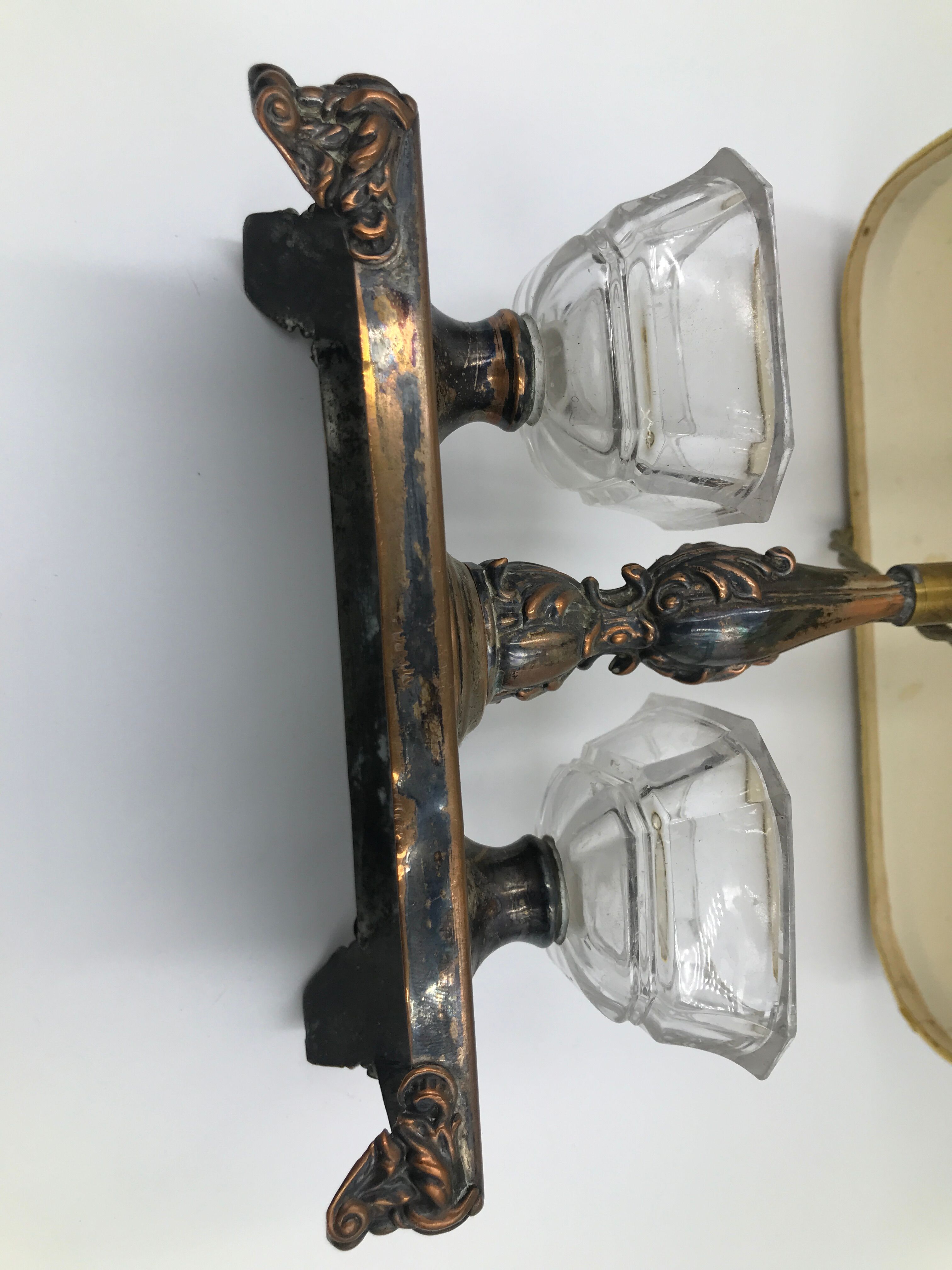 Lamp with bronze steel