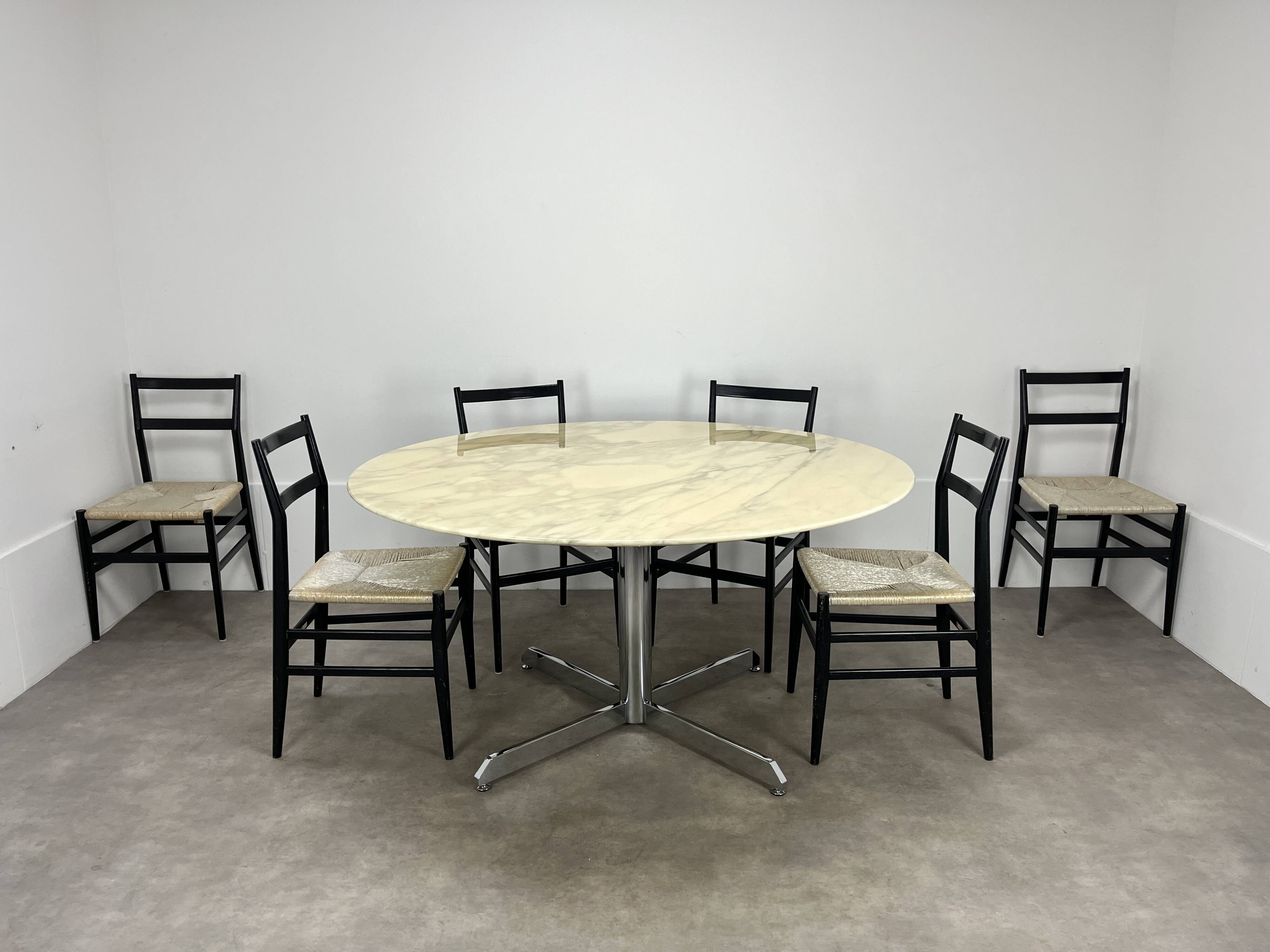 Roche Bobois round marble table for 6 people, 1970s