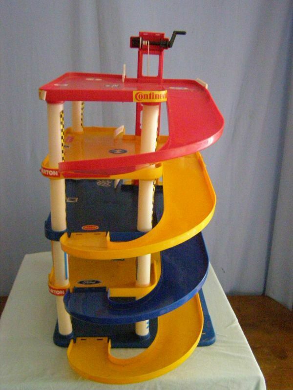 Charton toy: car garage, 4 levels