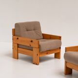 Pair of Minimalist Pine Lounge Chairs, Italy, 1970s