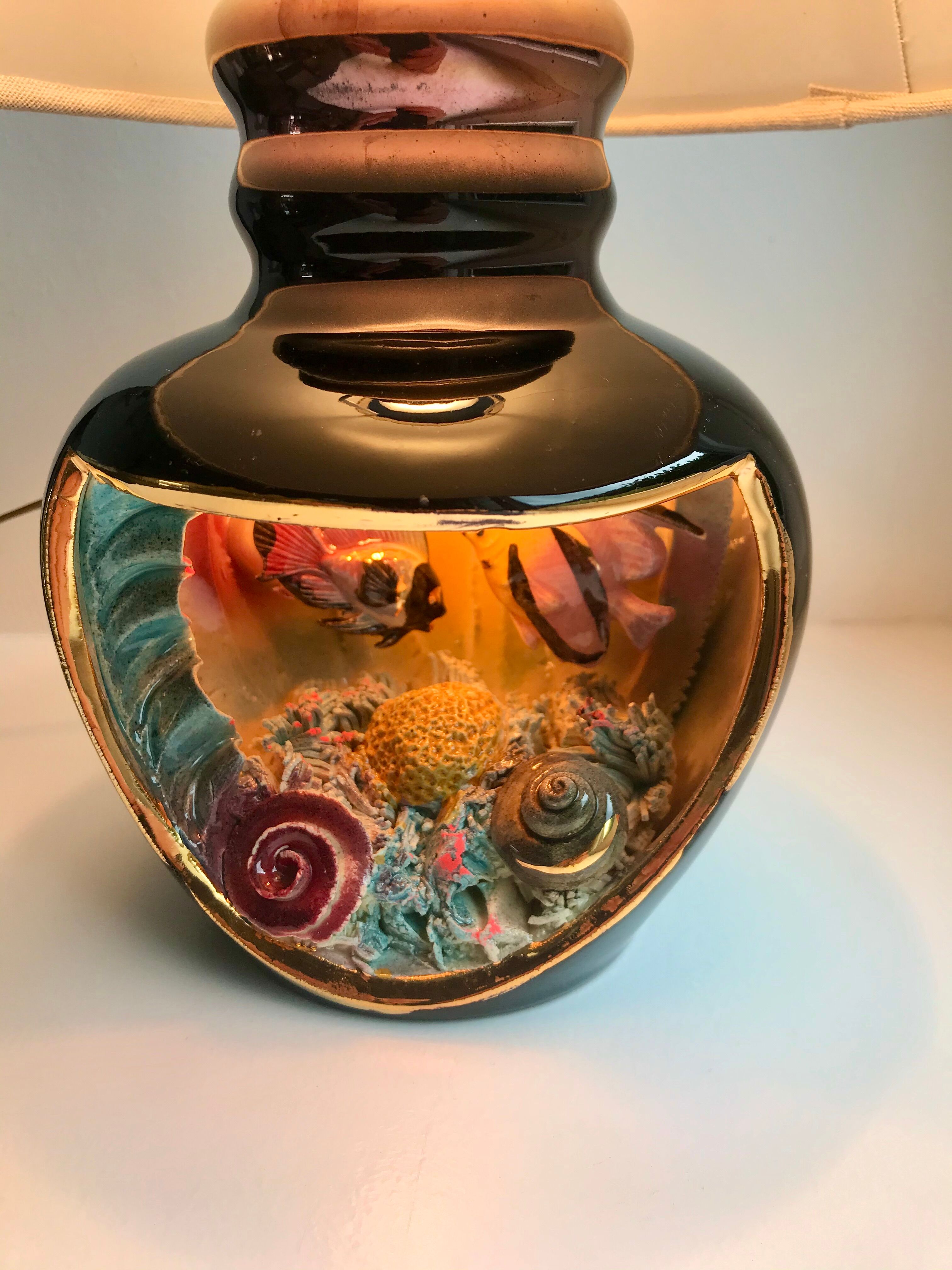 Lampe poisson Vallauris noir et grise avec abat-jour en lin années 70