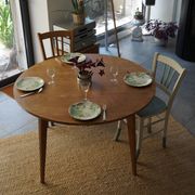 Round table