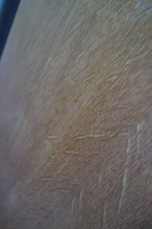 Two-coloured showcase bookcase