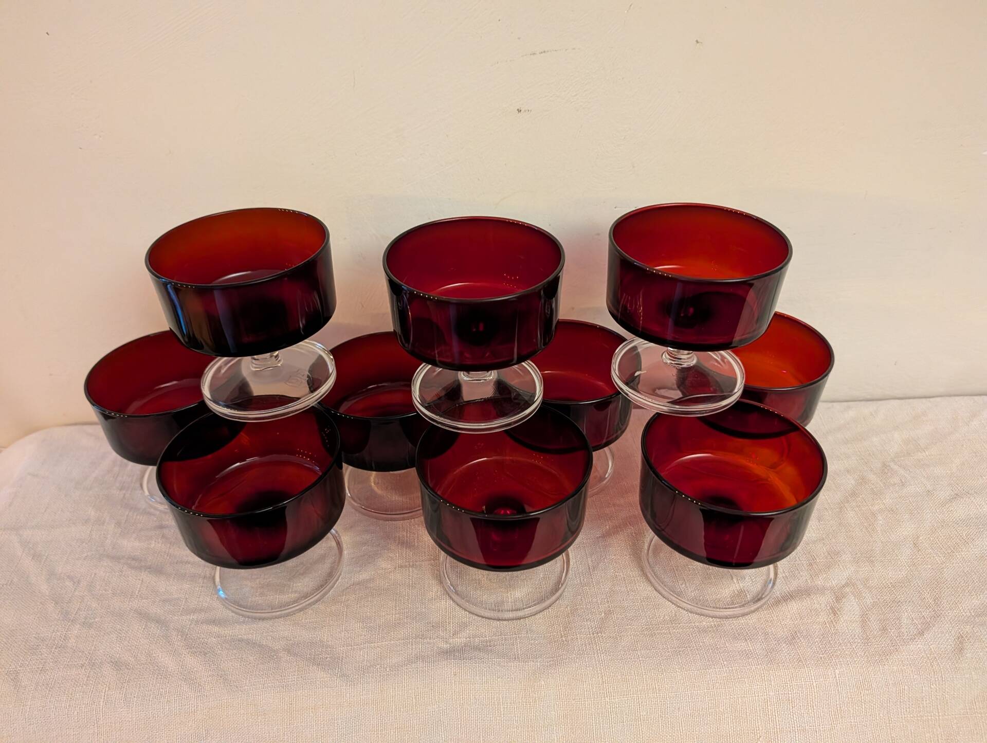 10 ruby glass cups, 1970s