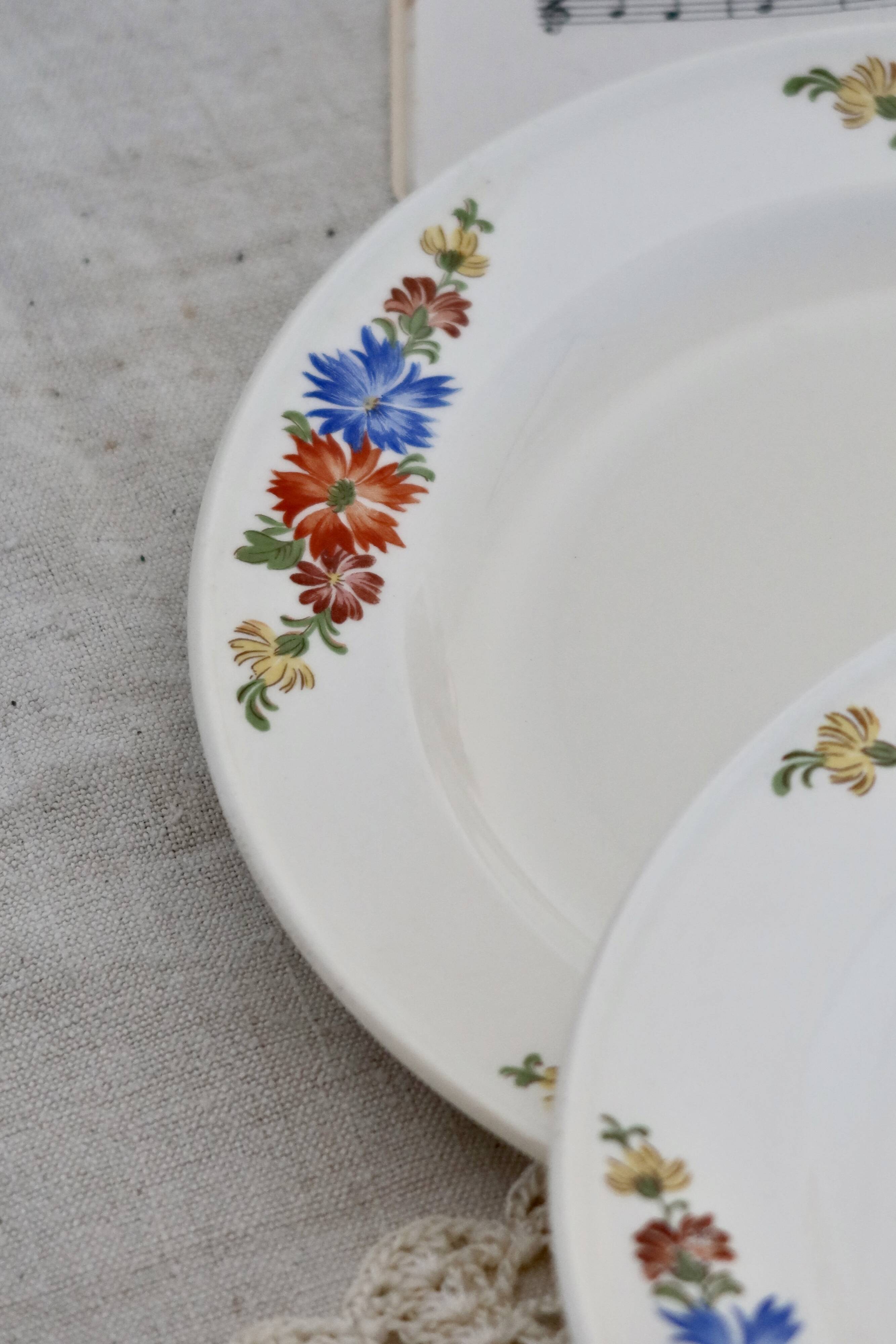 6 Royal Sphinx Maastricht earthenware dessert plates made in Holland earthenware polychrome floral pattern