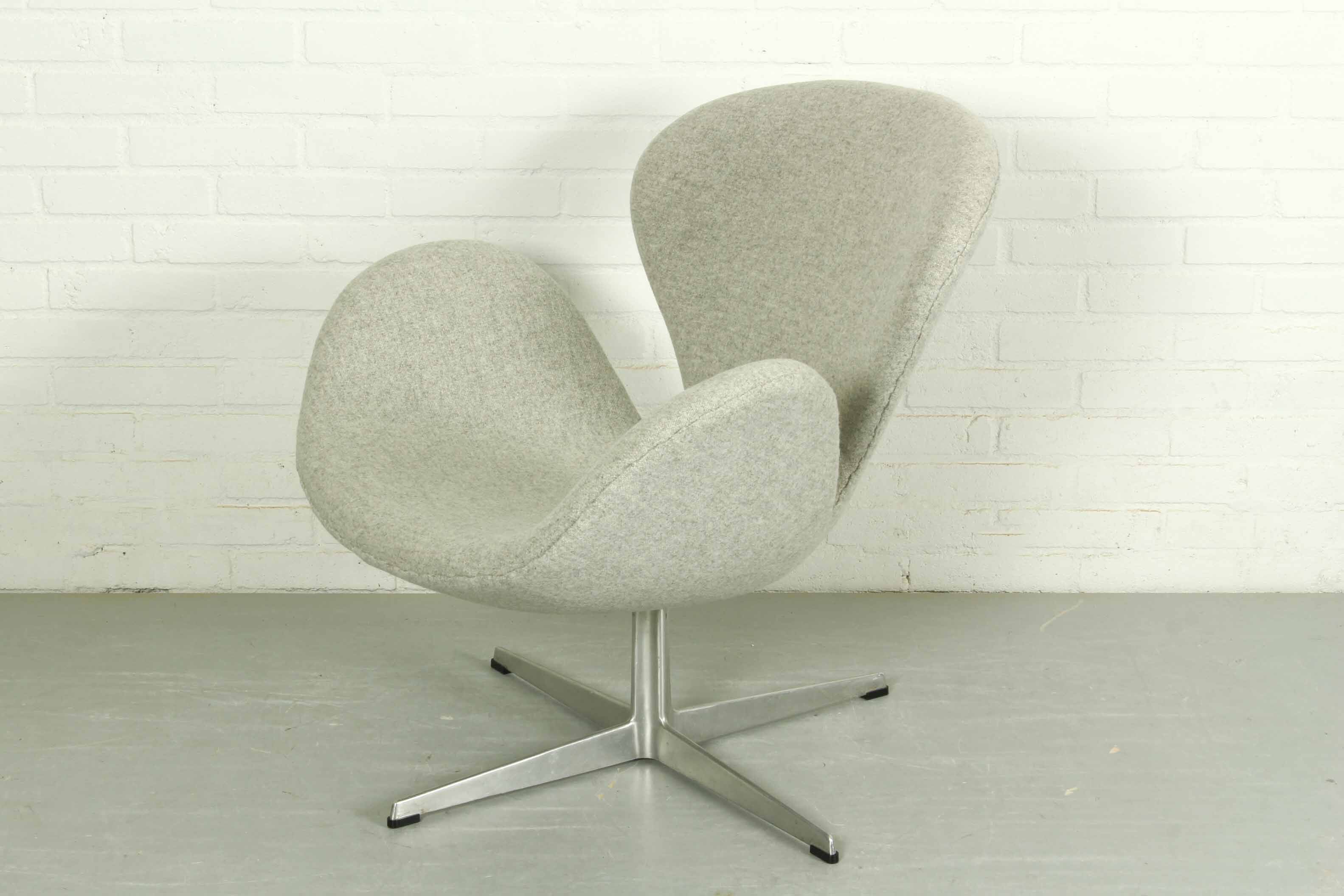 Swan Chair par Arne Jacobsen pour Fritz Hansen, années 1960