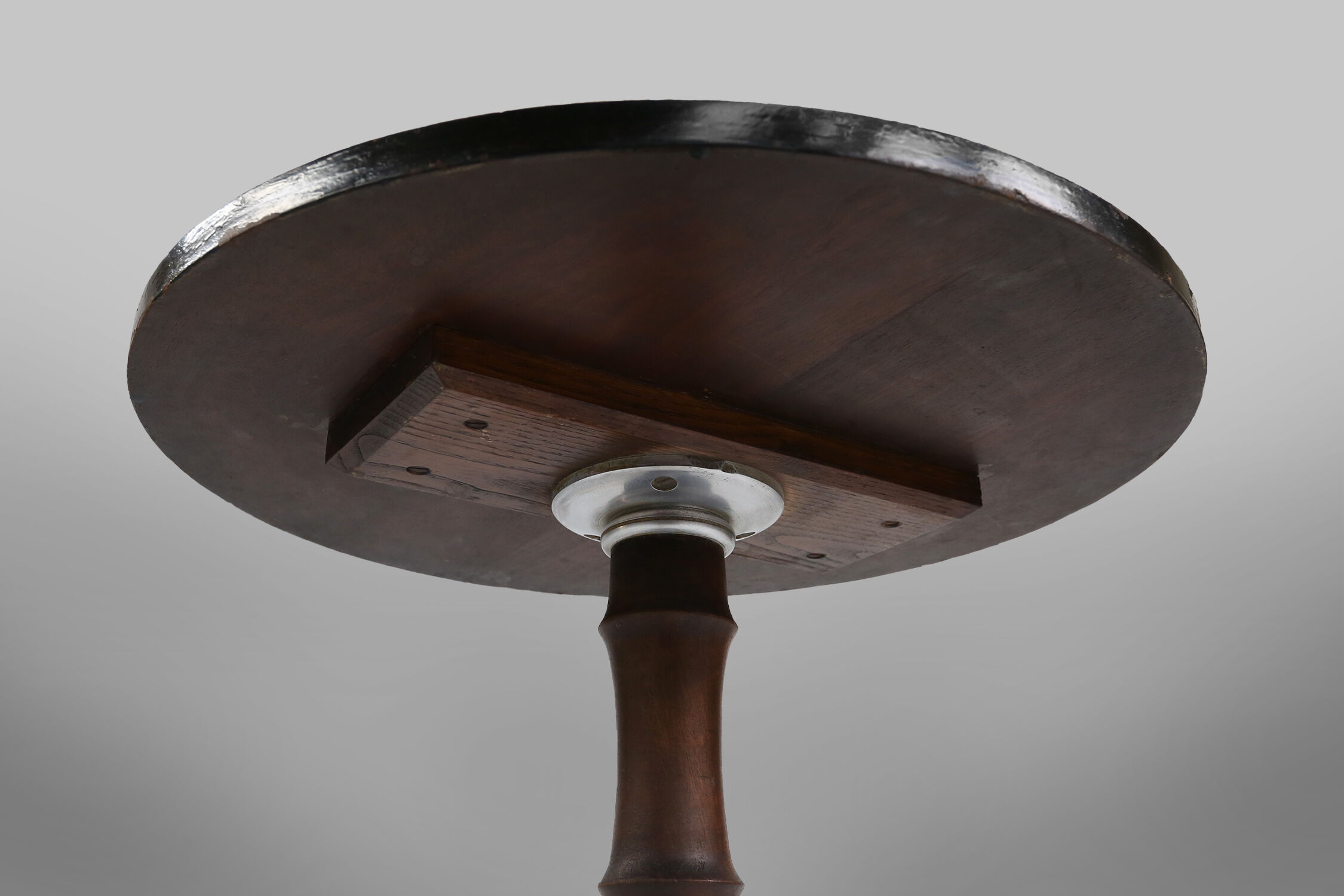 Art Deco side table Ca.1930