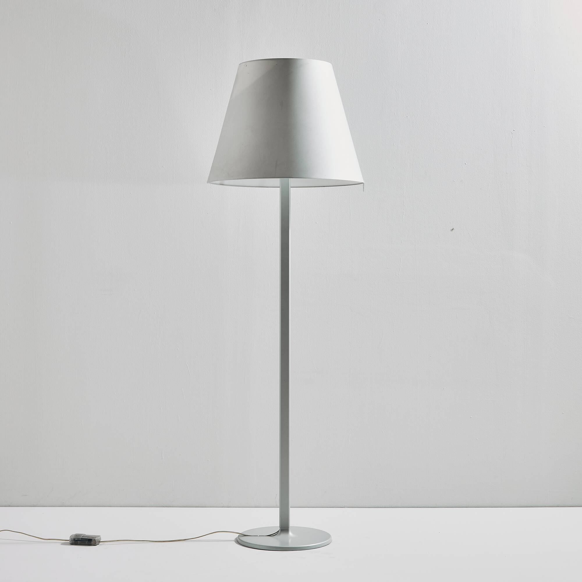 Melampo Mega floor lamp by Adrien Gardère for Artemide