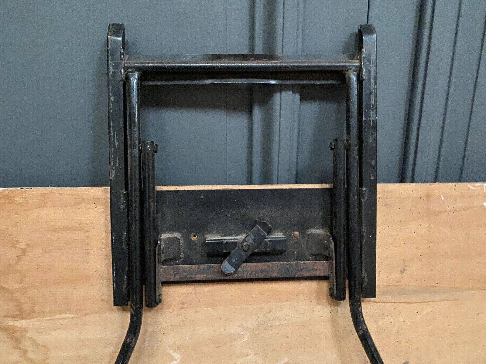 Scandinavian transformable coffee table by Smorrebrod tubular base