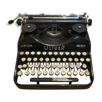 Machine à écrire Oliver