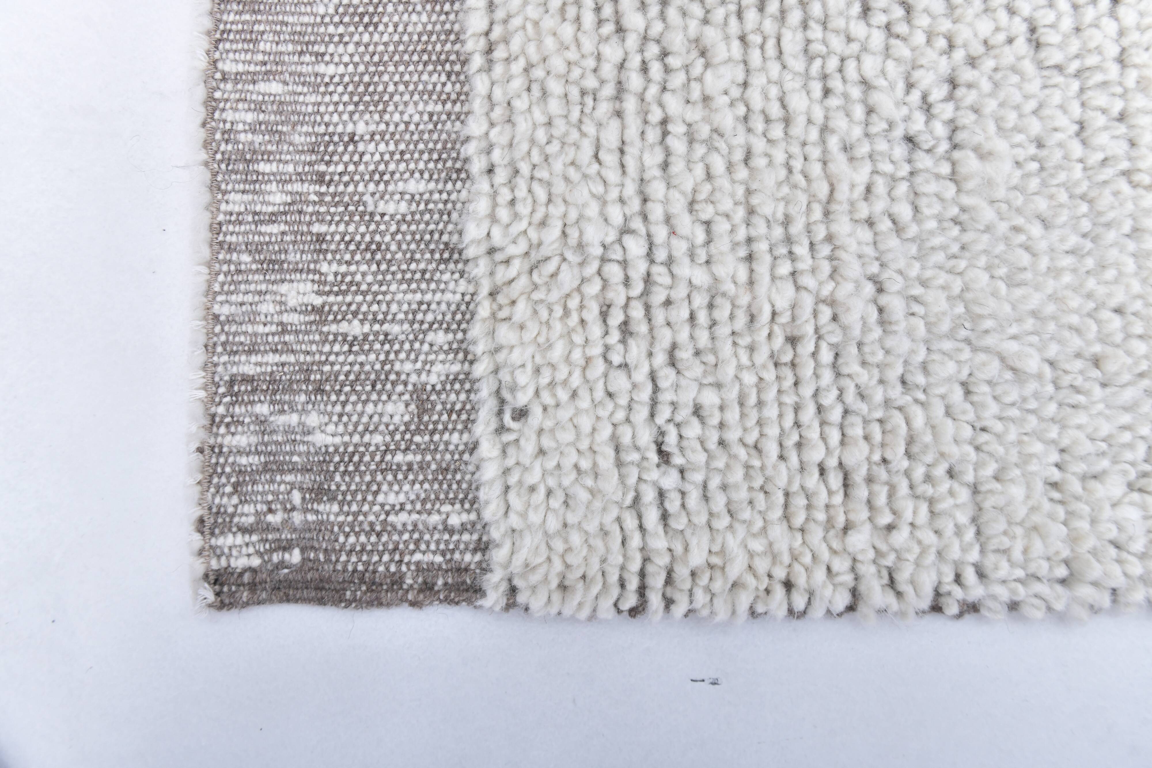 2x8 Earthly & White Turkish Runner Rug, 29x250Cm