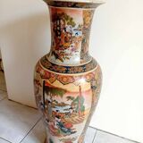 Vase à col taille Palais porcelaine chinoise à cartouches