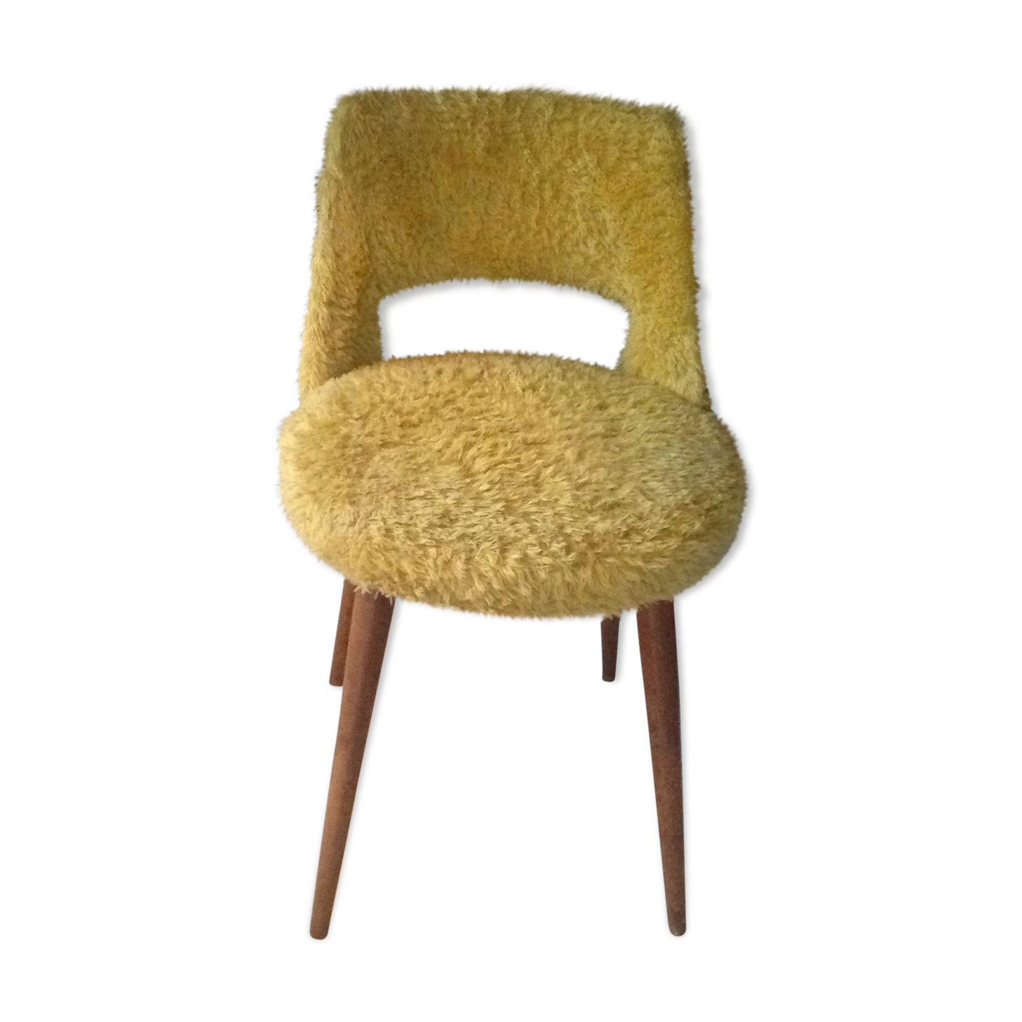 Vintage chair in moumoute