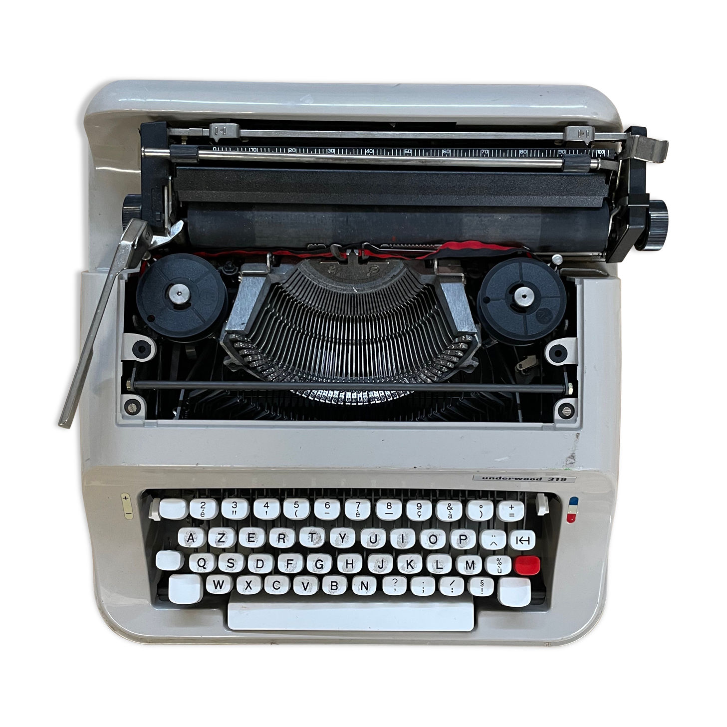 Machine à écrire Underwood 319 fabriqué pour Olivetti.