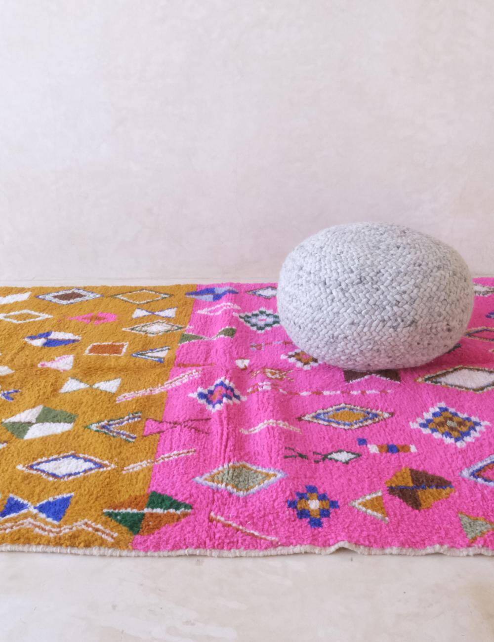 Modern Berber Rug - 246 x 181 cm