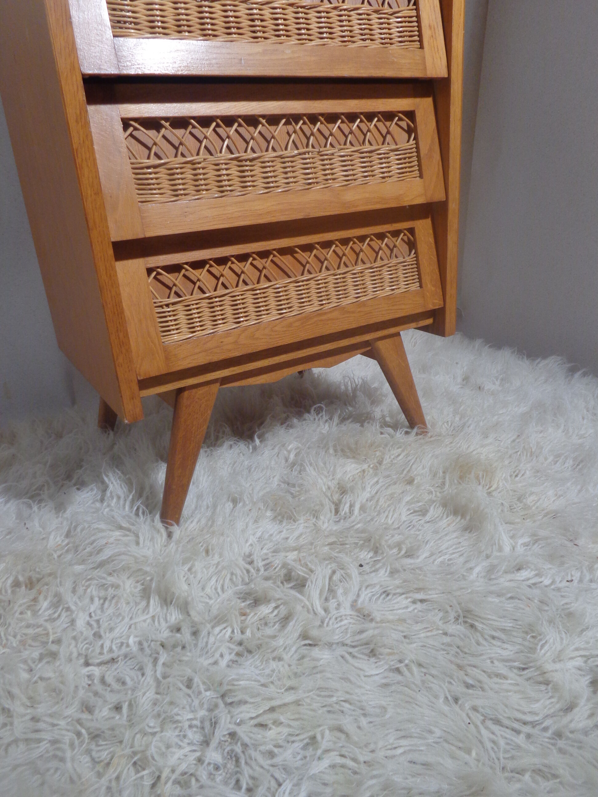 Chest of drawers vintage wood and rattan of the 50 feet compass