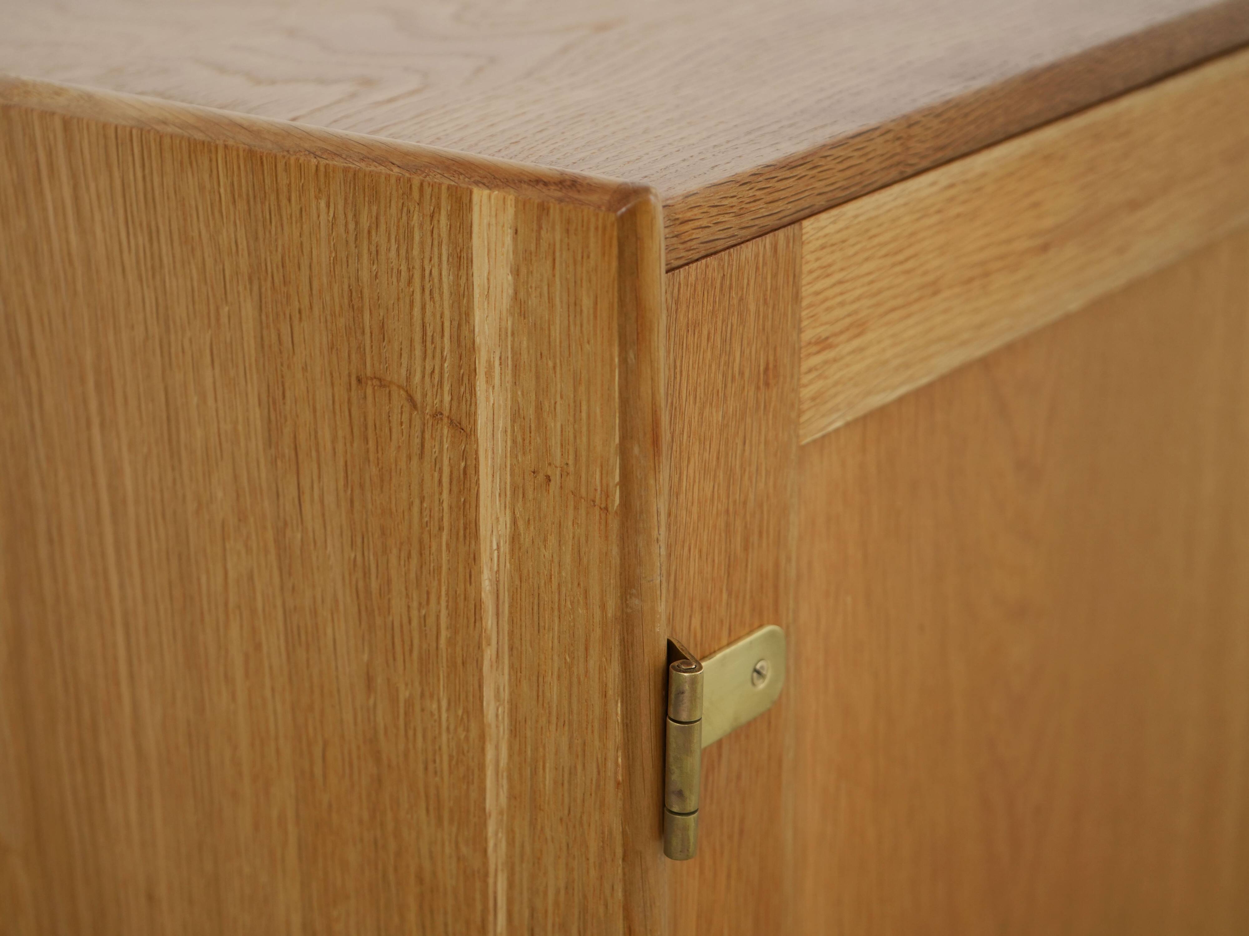 Ash cabinet, Danish design, 1970s, manufacturer: Lyby Møbler