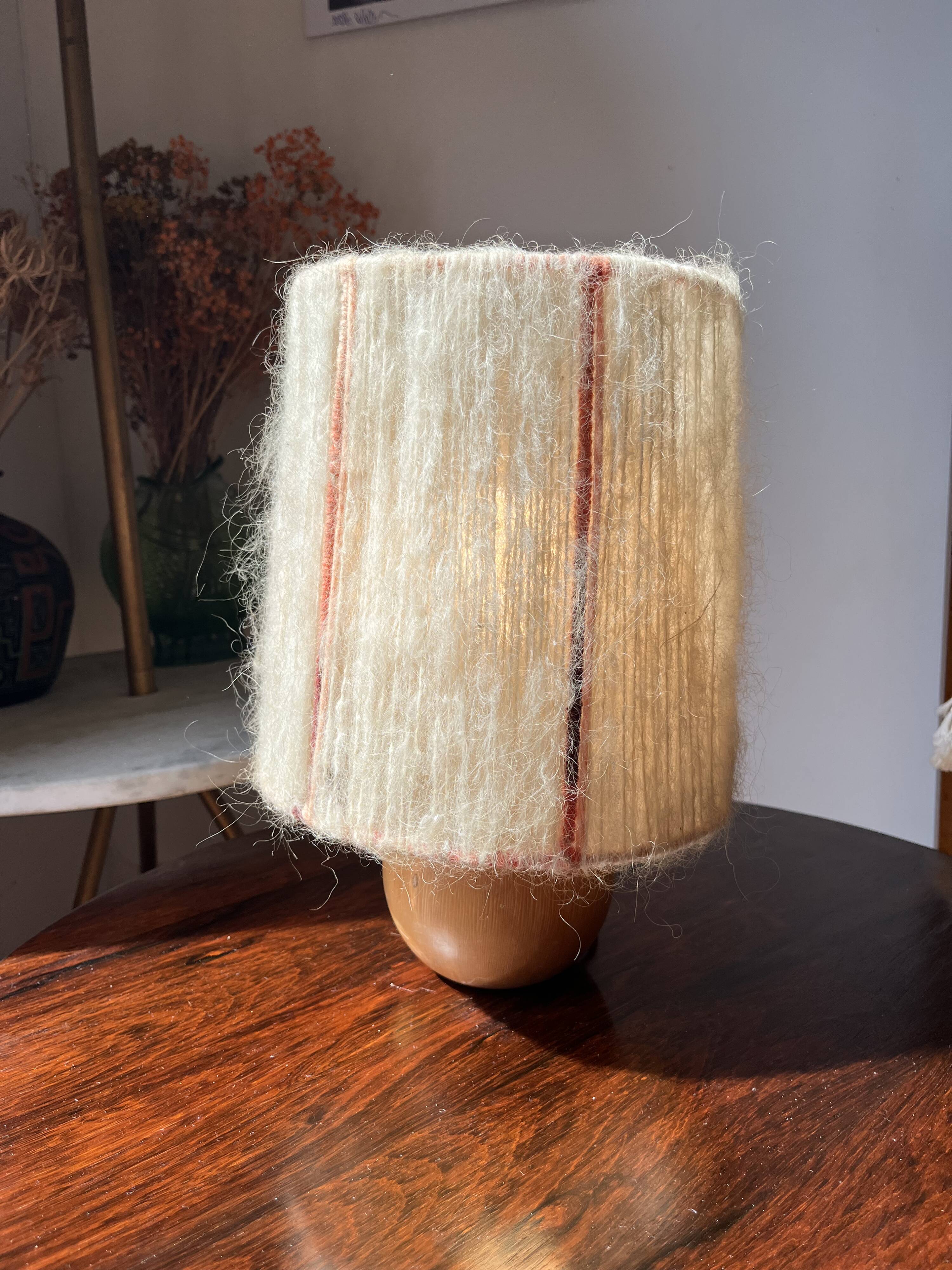 Ceramic and sisal wool desk lamp