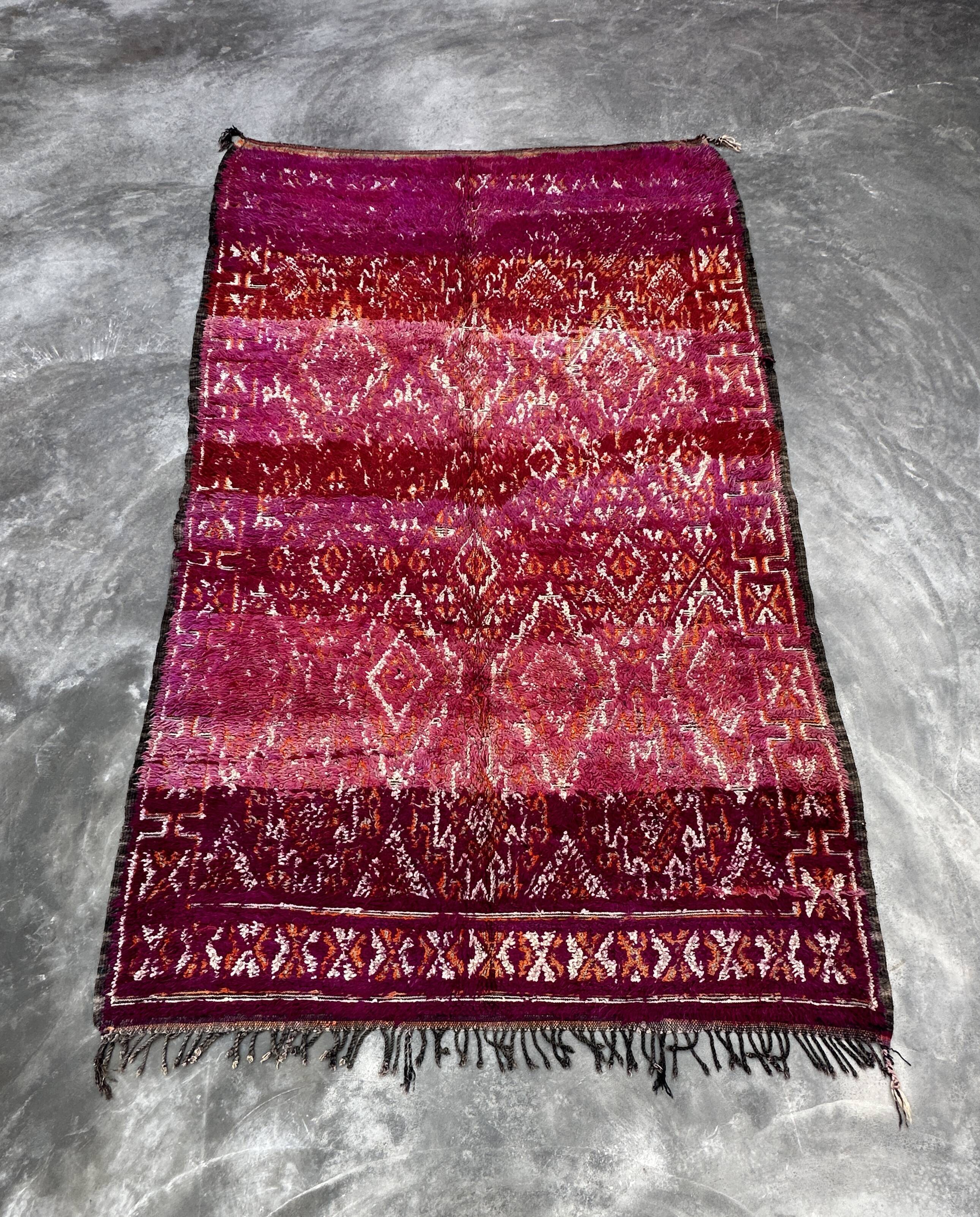 Moroccan rug - 198 x 314 cm