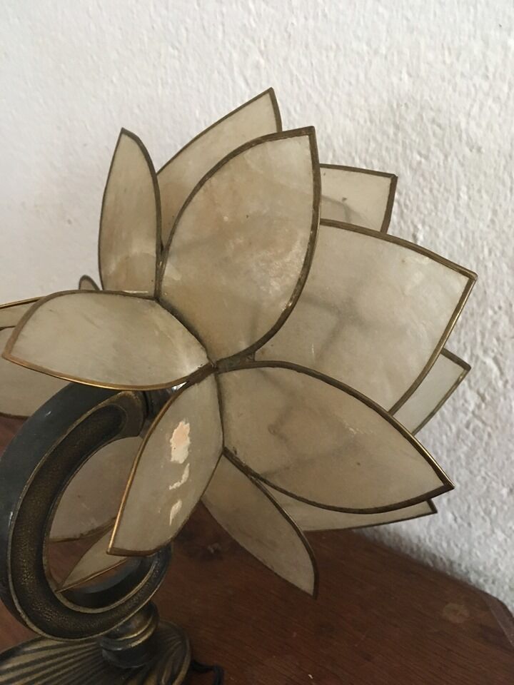 Lotus wall lamp in mother-of-pearl petals