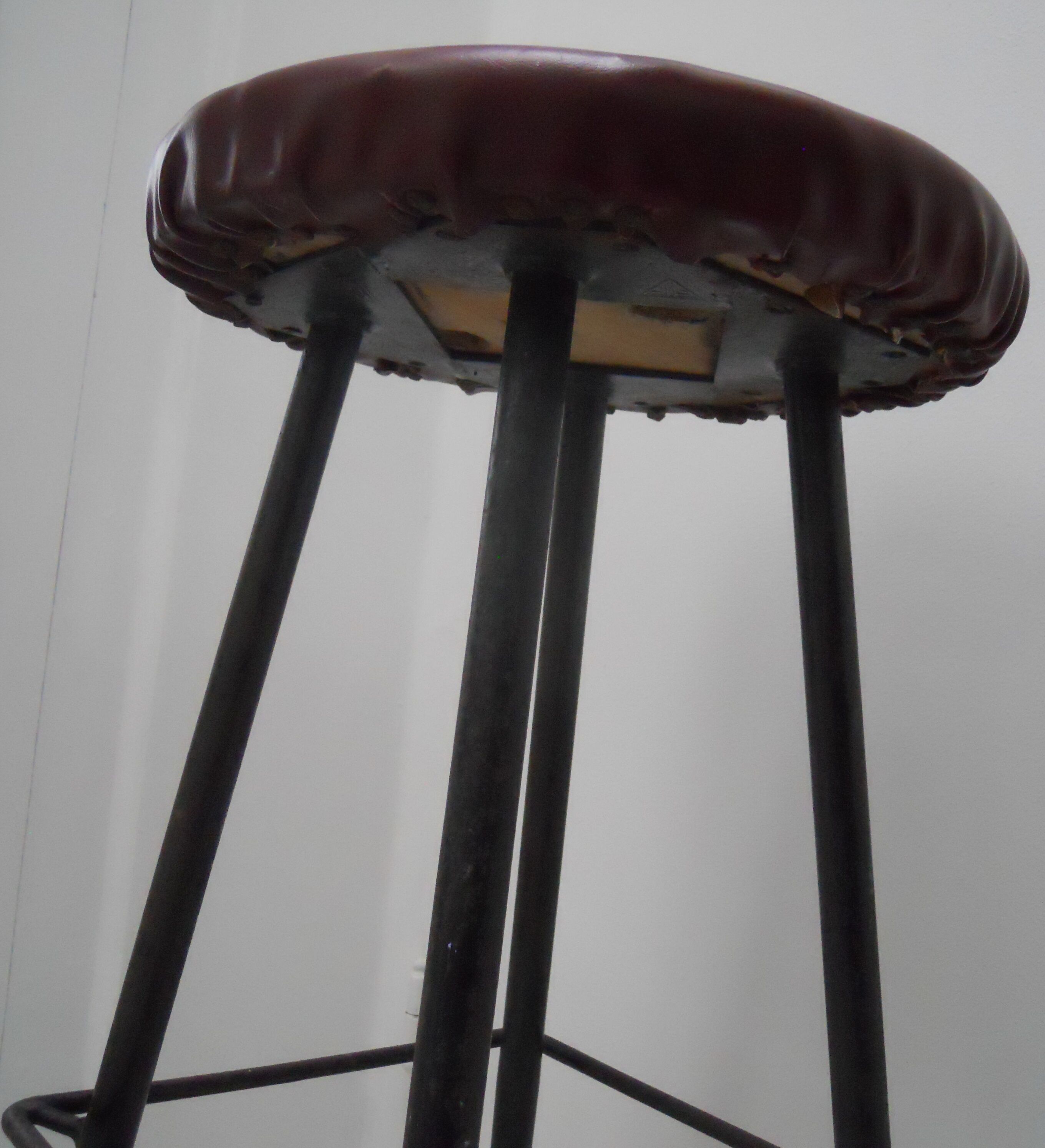 50-foot eiffel bistro stool
