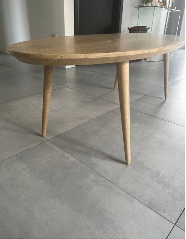 Table basse ovale en chêne massif