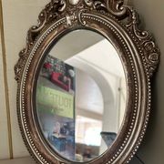 Baroque mirror to place with mouldings