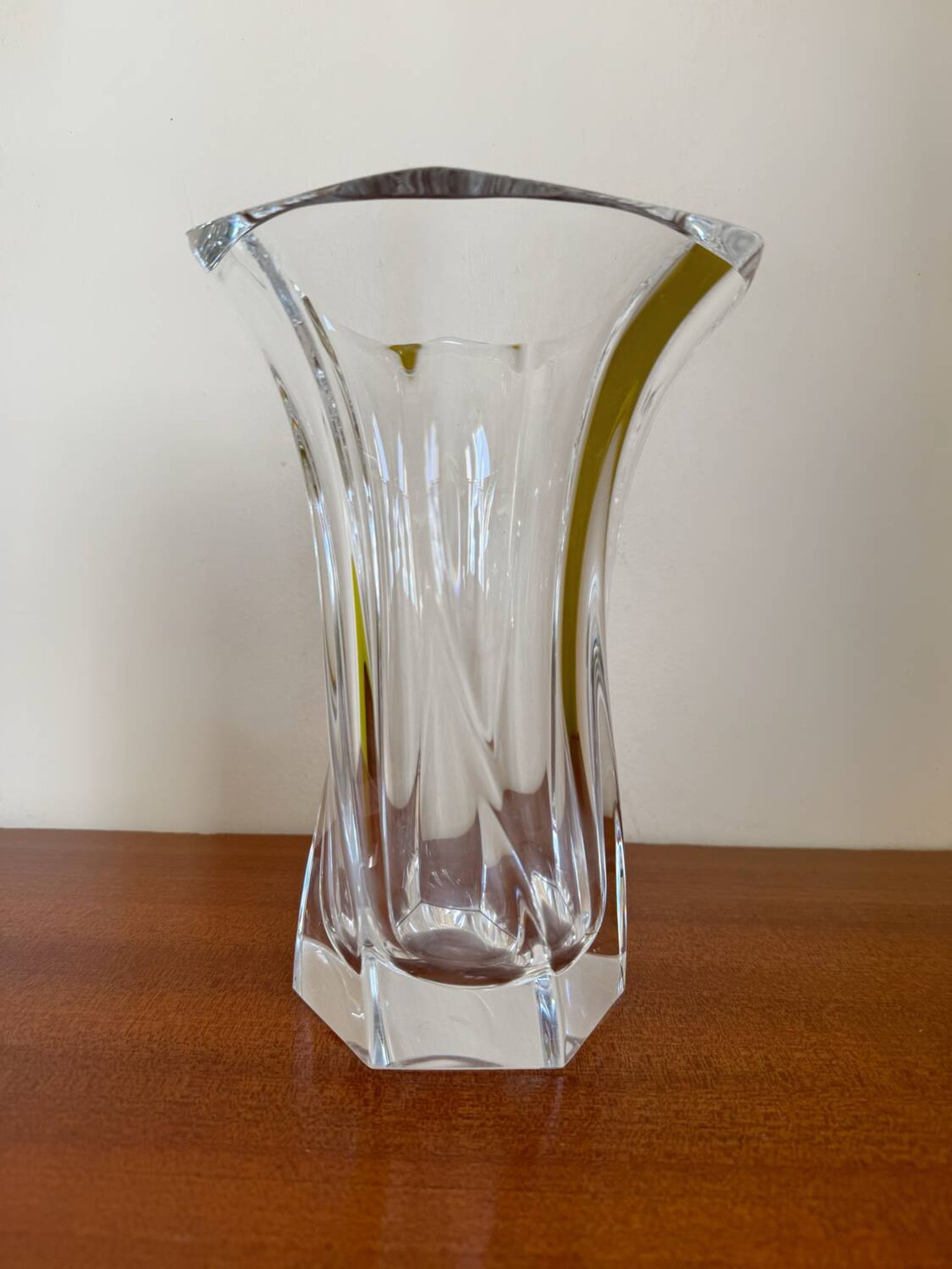 Vase cristal de Sèvres années 60